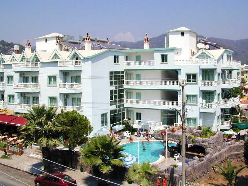 Karakas Apart Hotel Turgutreis Exteriér fotografie